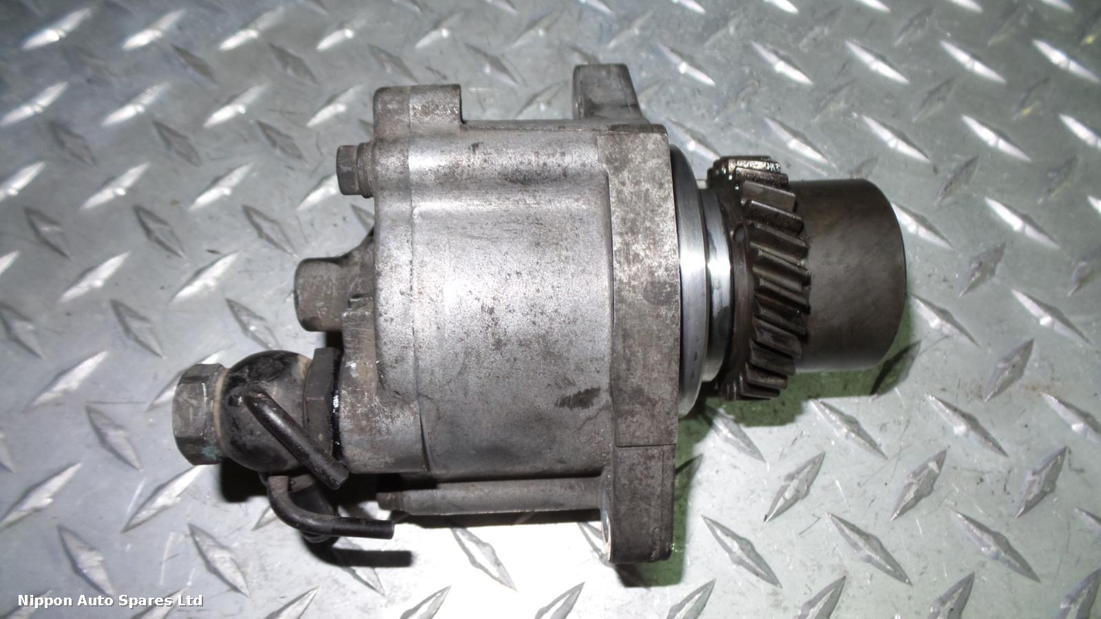 1998 TOYOTA GRANVIA Vacuum Pump  Mk1 3.0TD: 31145