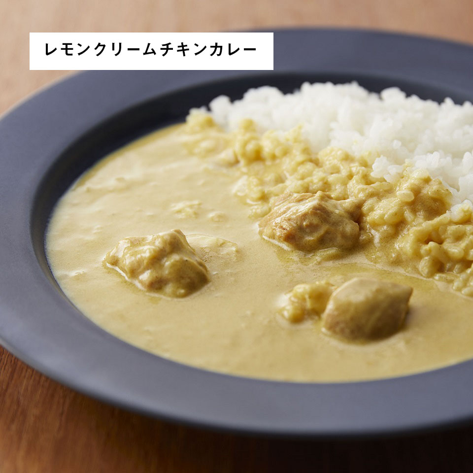 とんとん拍⼦カレー5個ギフト【アクリルスタンド付き】