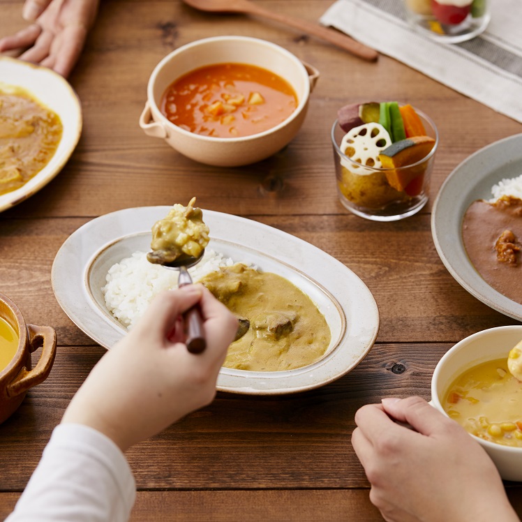 カレーにおすすめの副菜レシピ!献立に迷ったときの付け合わせ