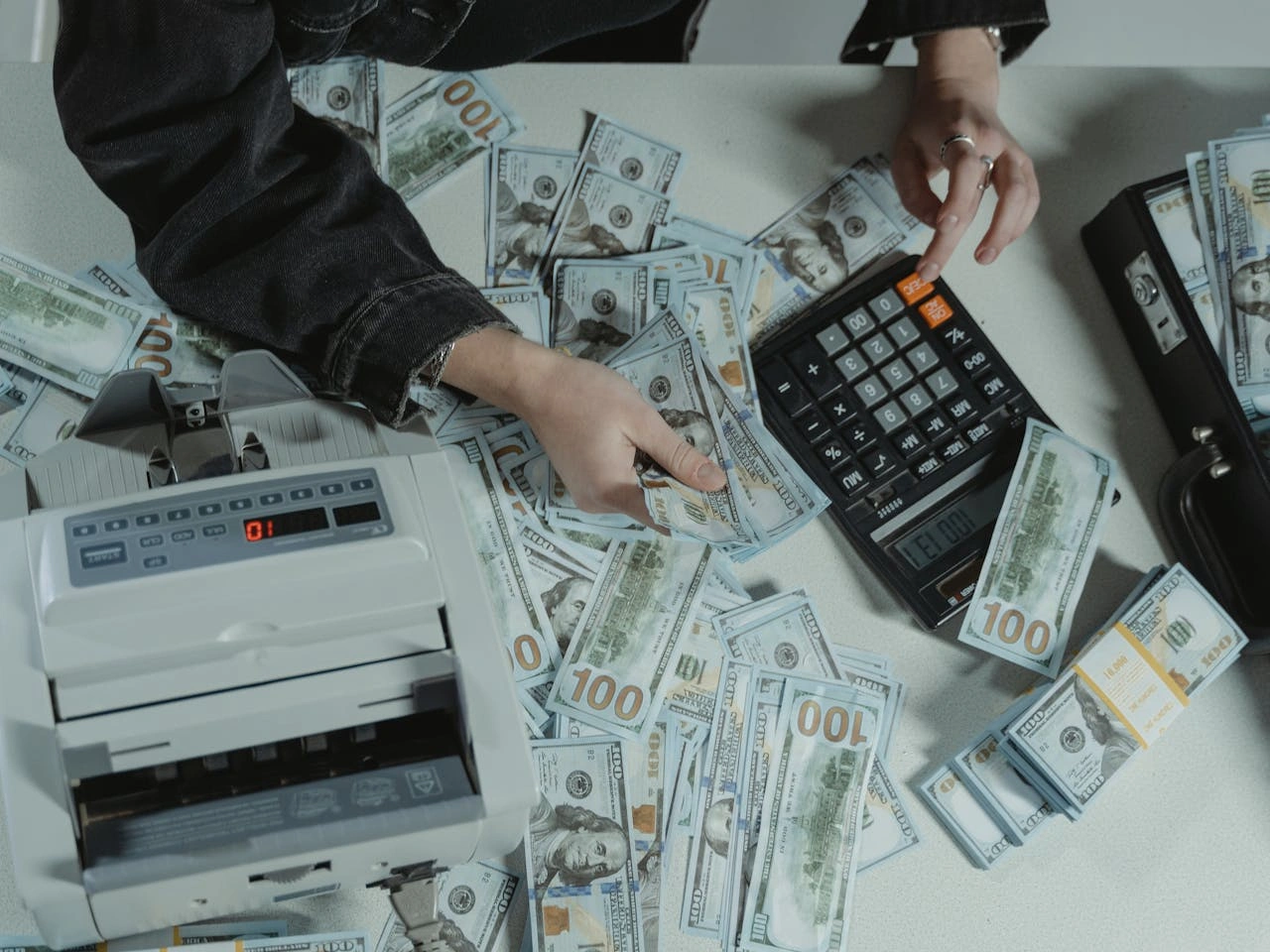 Streamlined Expense and Cash Flow Management: Optimize Spending