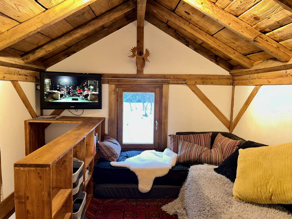 TV Snug and sofa bed for the 5th guest