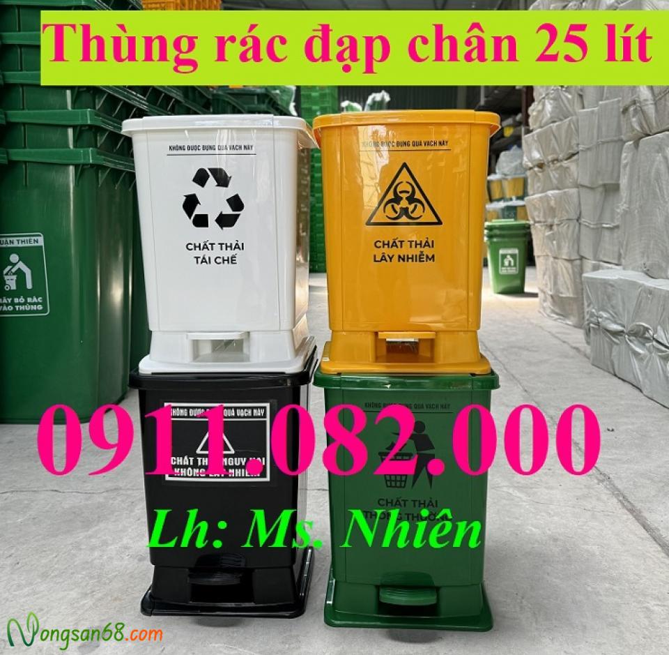 Thùng rác giá rẻ tại quận 5, thùng rác 120 lít 240 lít nhựa màu xanh, vàng- lh 0911082000-2