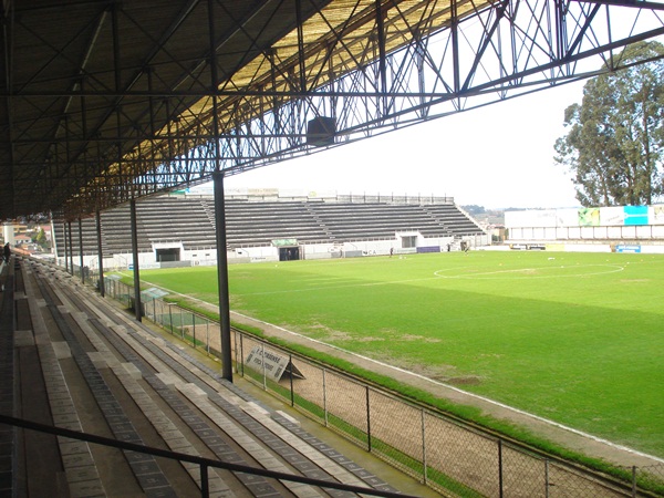 Estádio Abel Alves de Figueiredo, Santo Tirso, Portugal