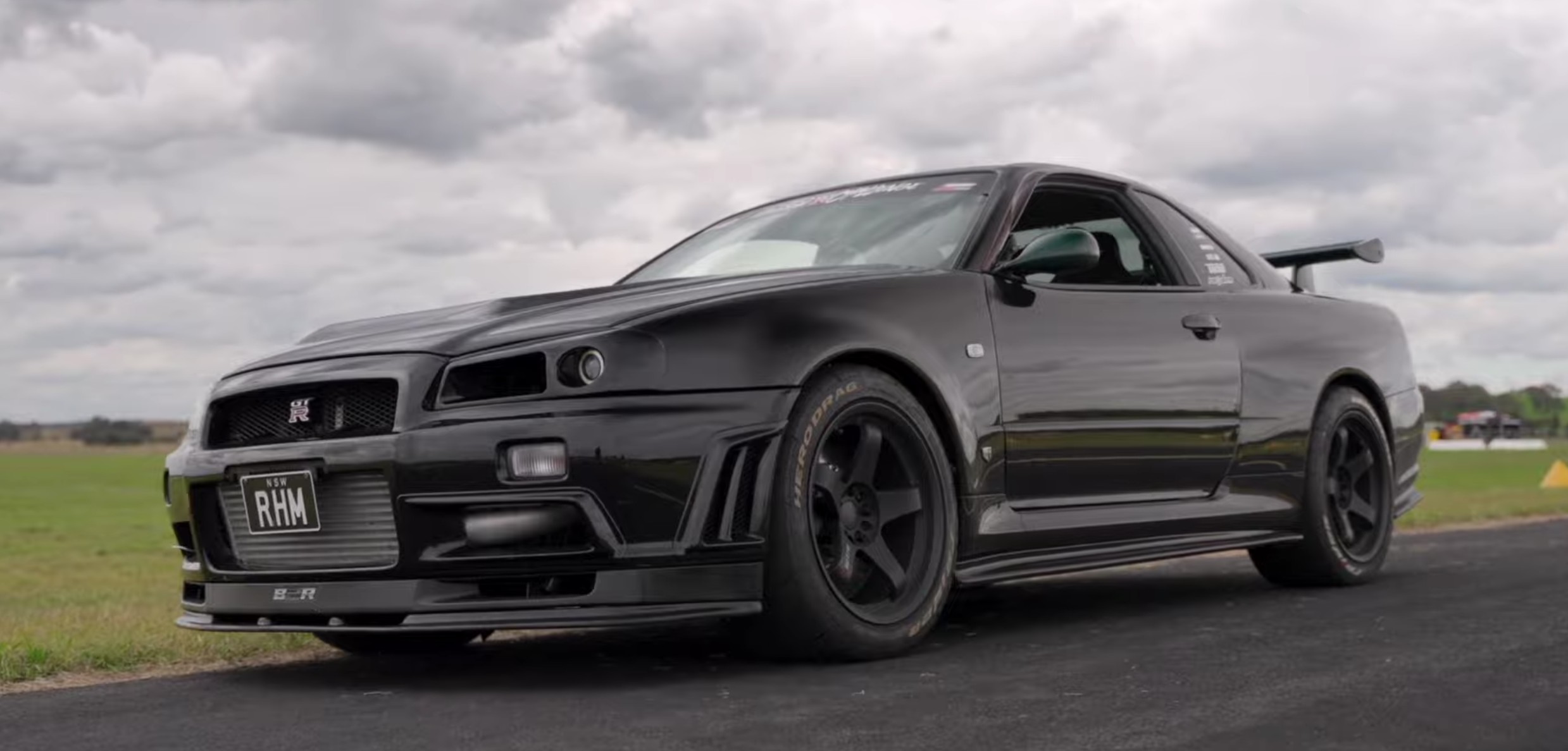 Xuất hiện bản độ Nissan Skyline GT-R R34 1999 mạnh 1,744 hp