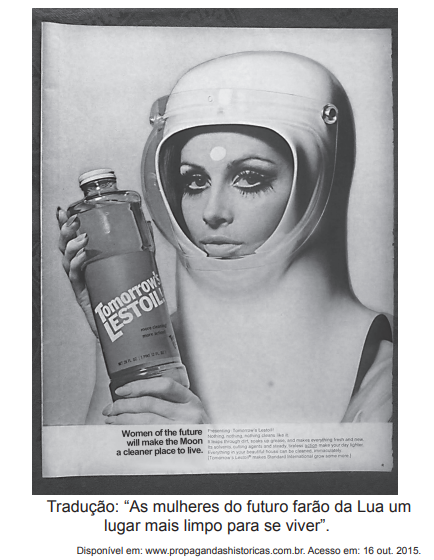 Propaganda histórica com mulher vestida de astronauta segurando um produto de limpeza