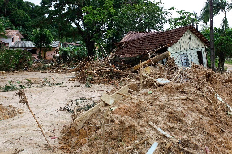 deslizamento de terra, tempestade, meio ambiente