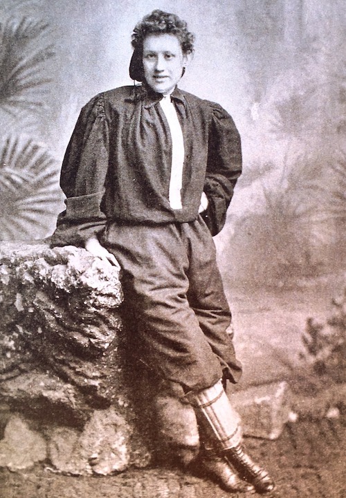 Mulheres no esporte: ativista Nettie Honeyball foi a principal responsável por fundar o British Ladies Football Club 