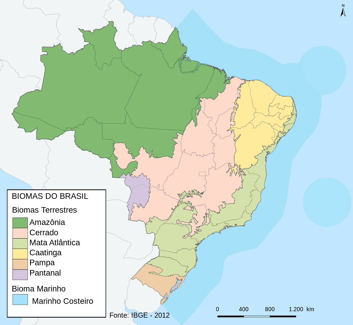 Mapa colorido mostrando a distribuição dos biomas terrestres e marinhos do Brasil, com legendas e escalas