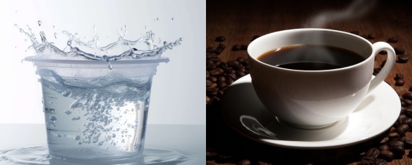 À esquerda, um balde de água transparente. À direita, uma xícara branca com café quente