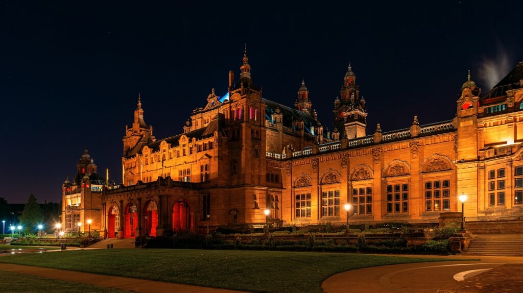 Fachada da Universidade de Glasgow