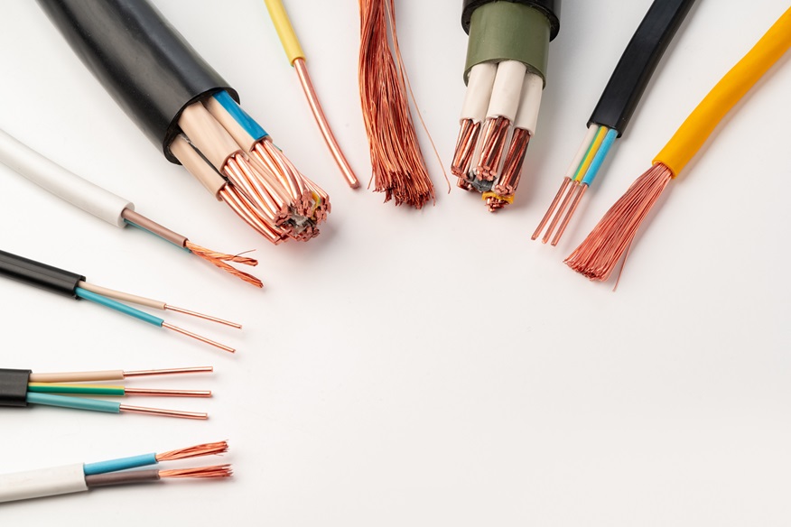 Diferentes resistores terão diferentes resistências elétricas - leis de ohm