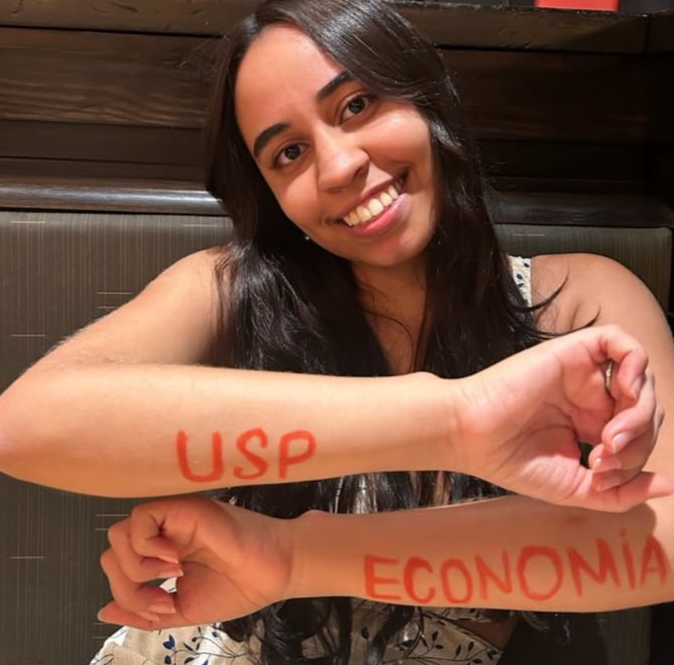 Sophia Nascimento, Economia na USP e na UFRJ