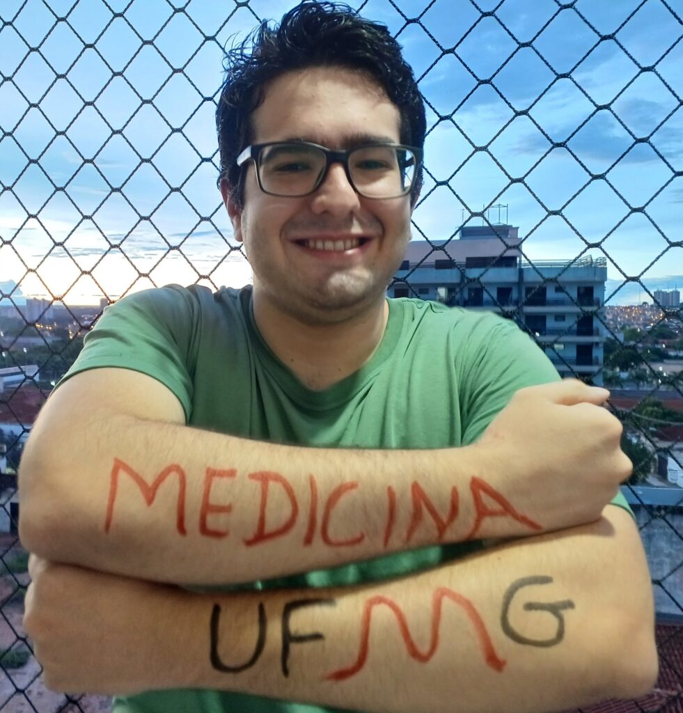 Nicollas Eugenio Pereira - Medicina UFMG