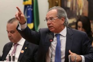 PIB cresce 2,9% em 2022 com final em baixa