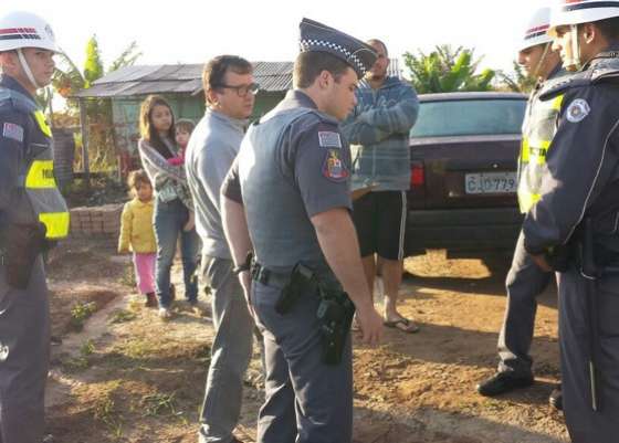 Pm Faz Reintegração De Posse Na área Do Capivara Novo Momento 