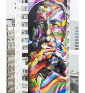 Eduardo Kobra restaura mural e lança site com obras de SP