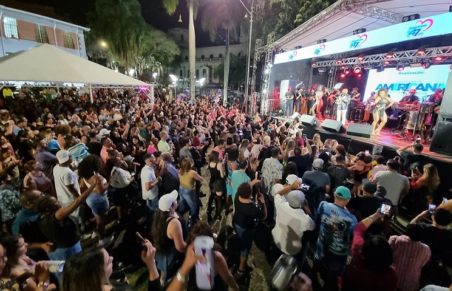 Praça Comendador Muller, Americana - SP / Brazil