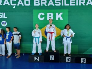 atleta-marina-karate