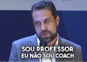 Vídeo: Bolsonaro vai de Nunes e abandona Pablo Marçal