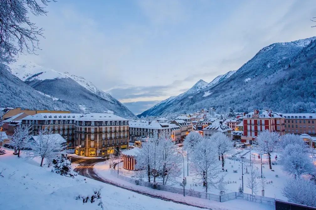 Paysage de Cauterets village