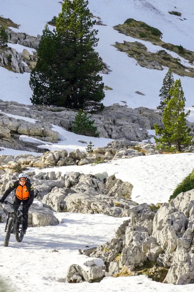 Mountain biking in the snow