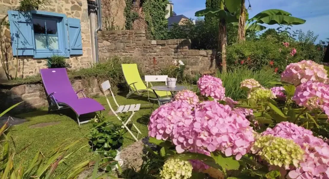 Chambre d'hôtes avec fleurs