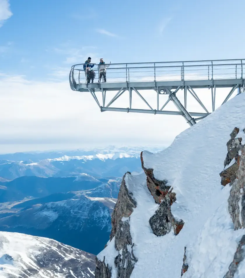 Ponton dans le ciel