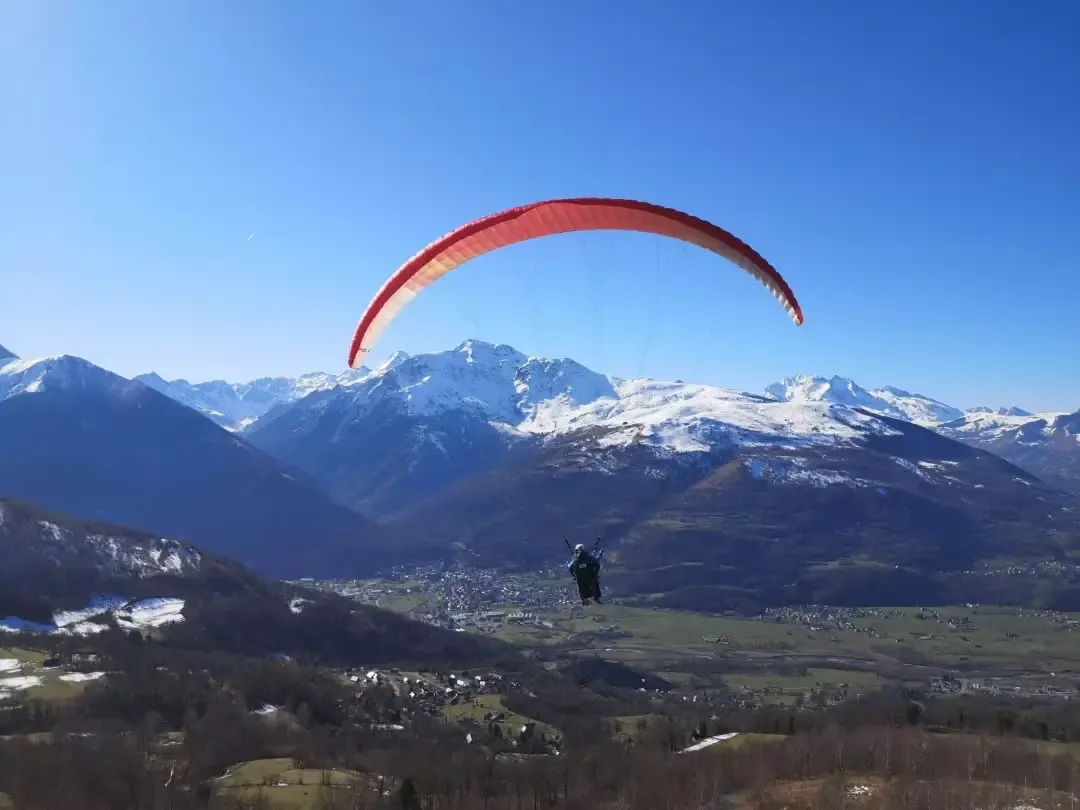 Parapente dans les Pyrénées