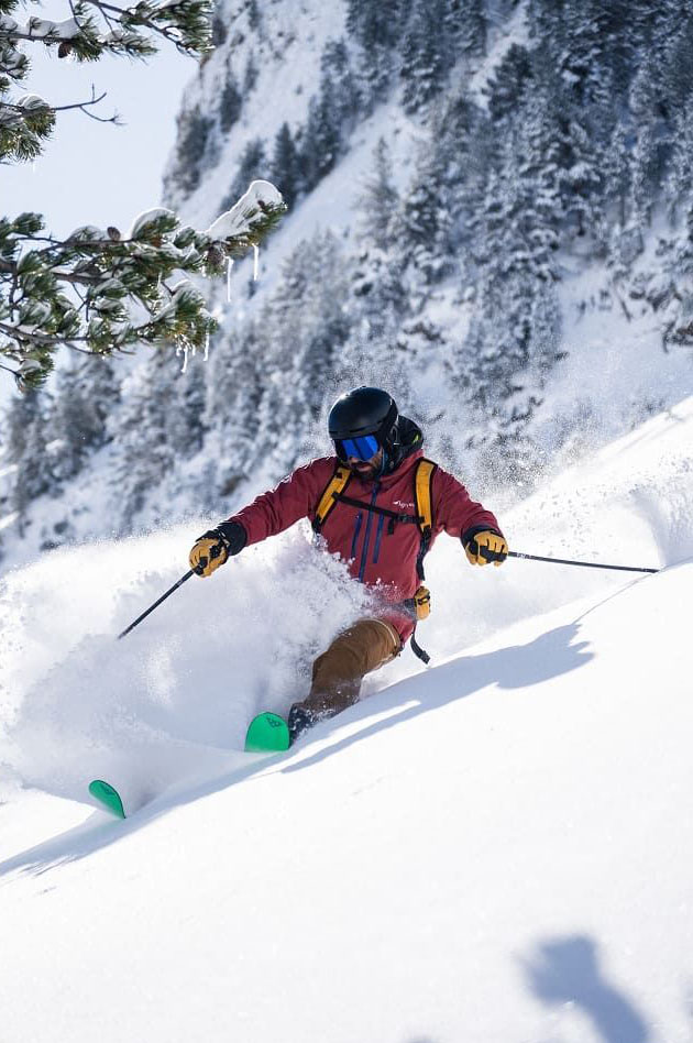 Freeride skier descending the Peak
