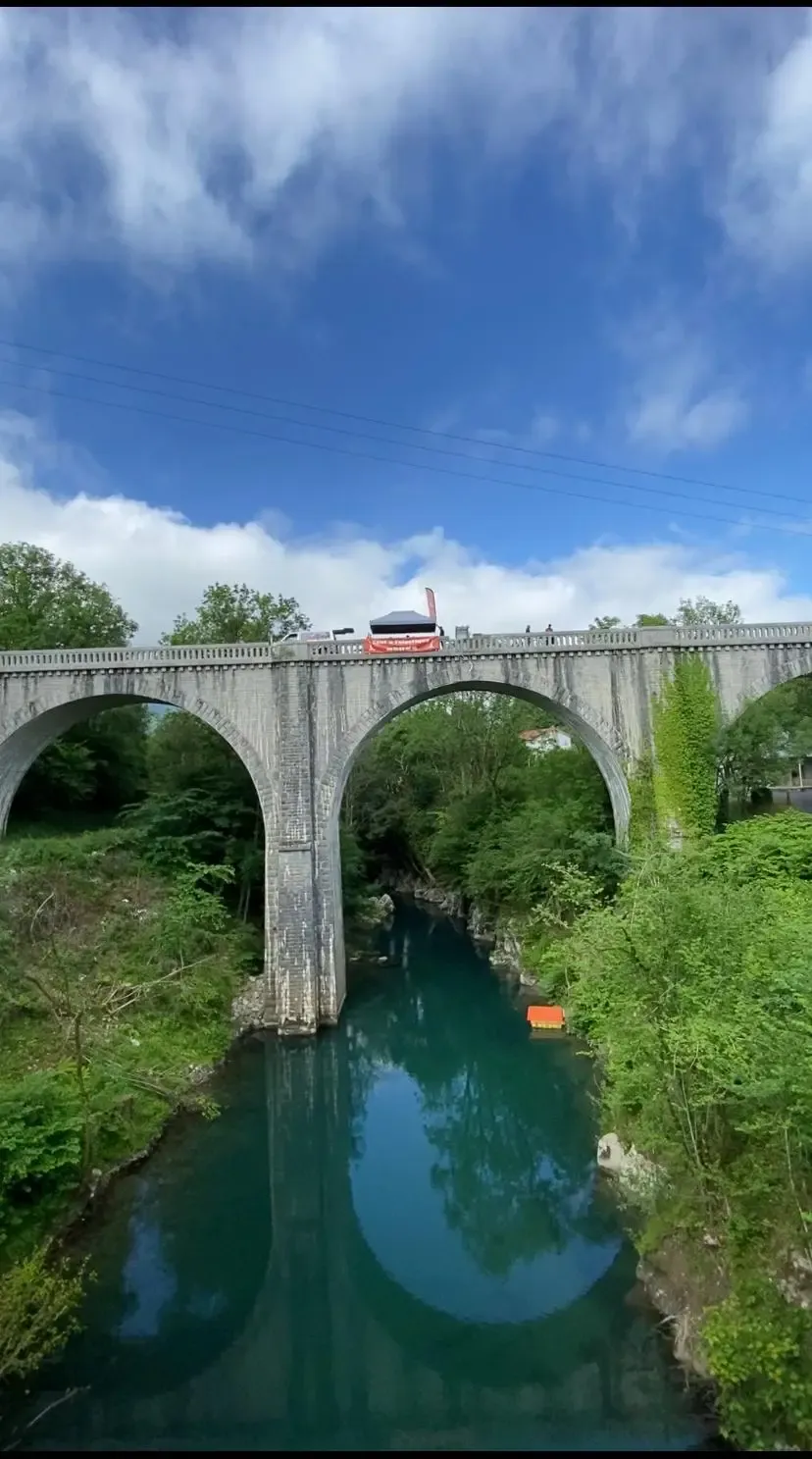 Saut à l'élastique du Pont d'Arudy Crocodile Bungee