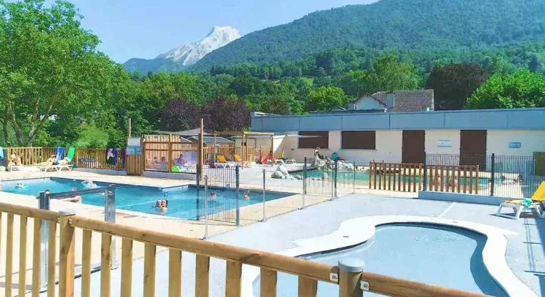 Camping avec piscine dans la vallée d'Ossau