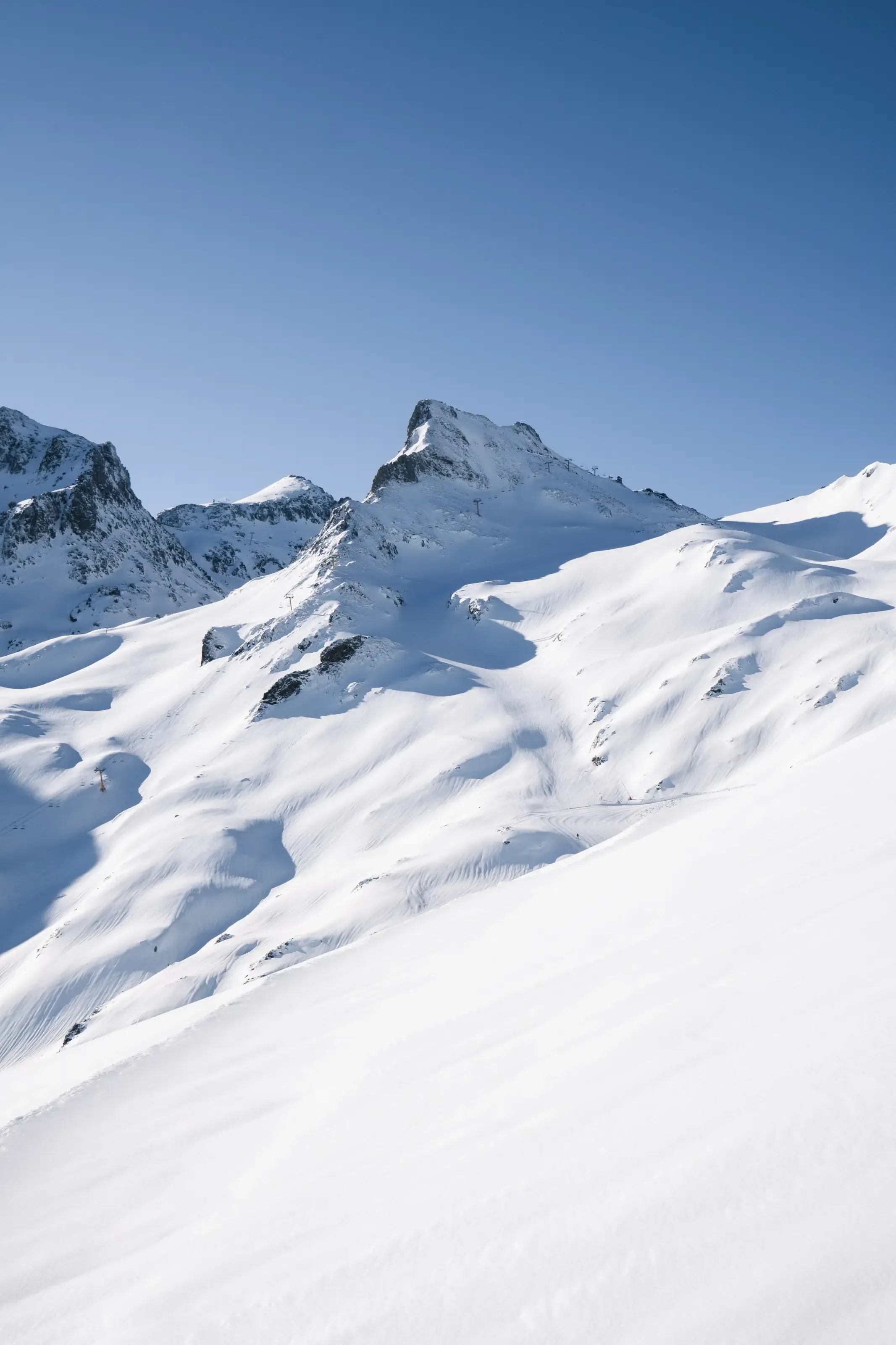 domaine skiable de luz ardiden sous la neige