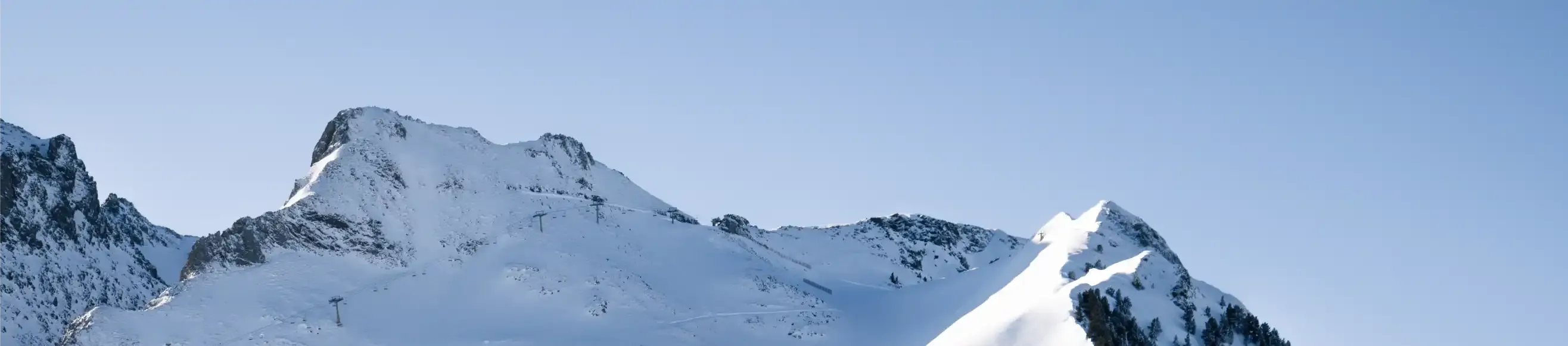 Luz Ardiden sous la neige en hiver