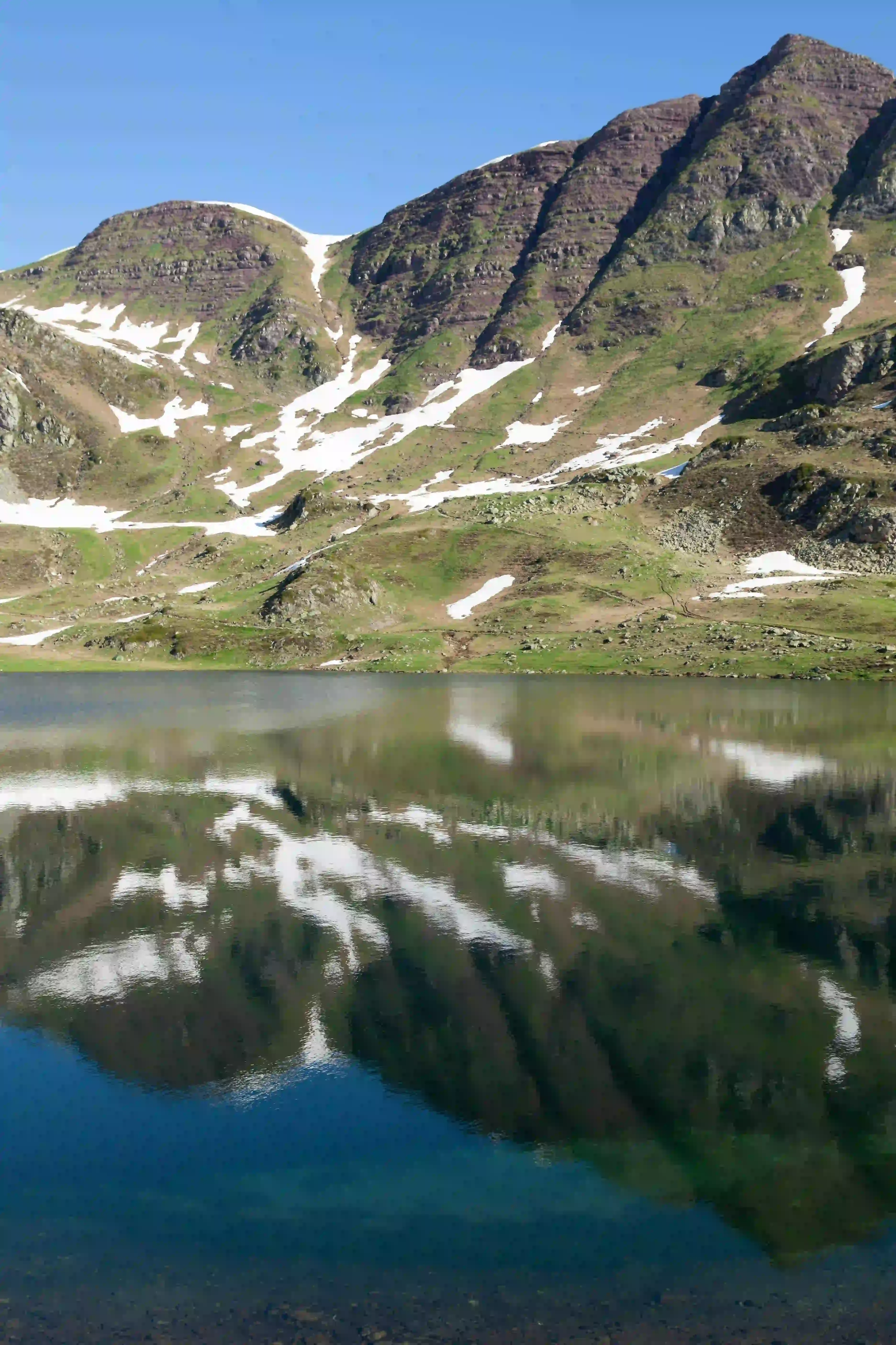 Image de lac montagne soussouéou