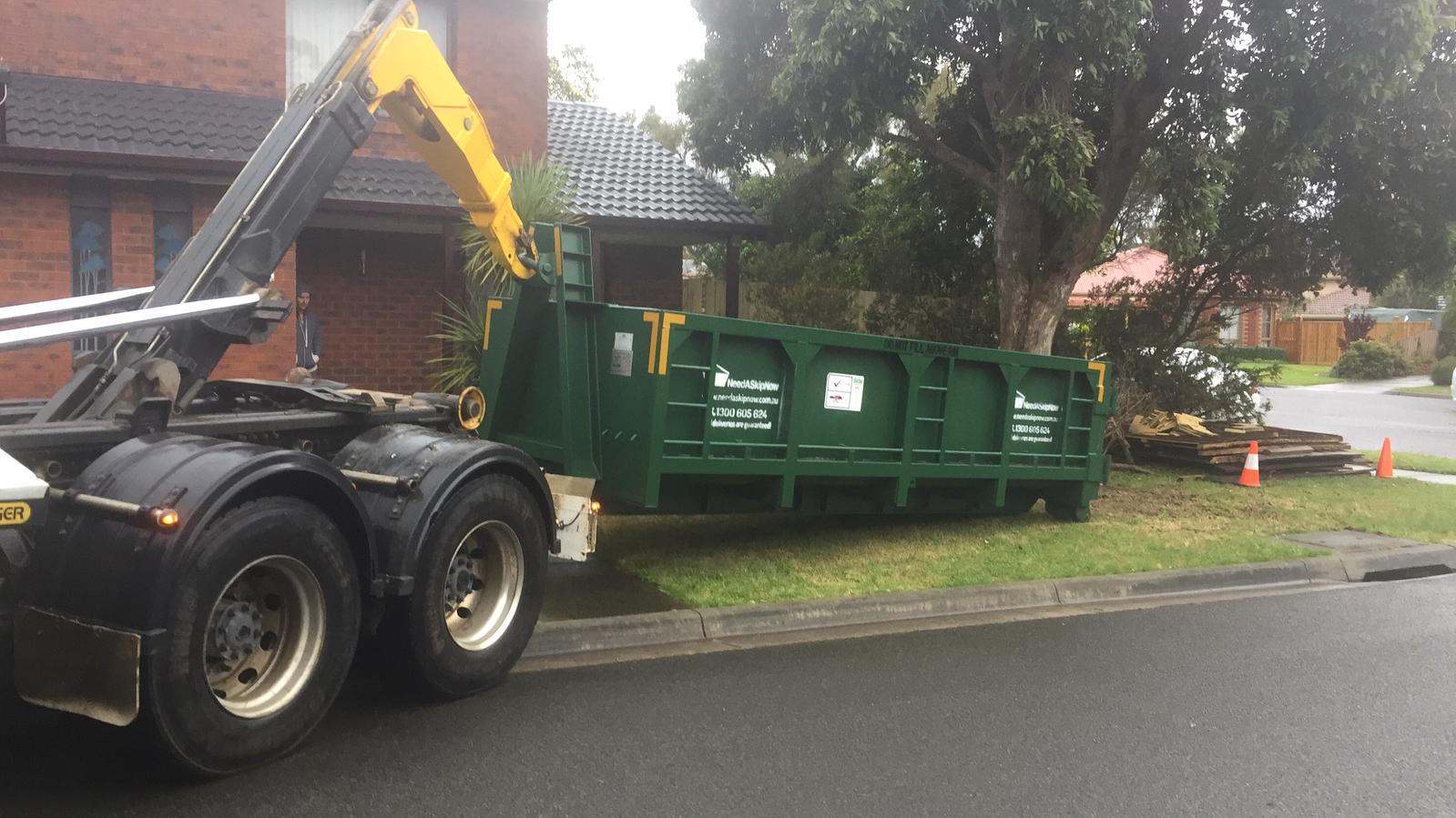 12m3 hook bin hire