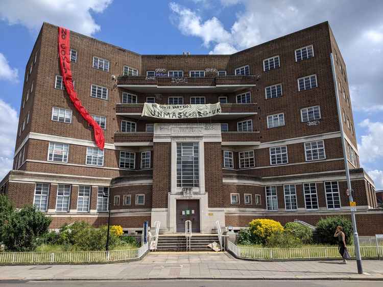 Tooting Police Station (credit: Merlin Fulcher)