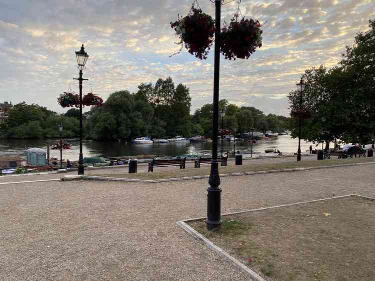 A quiet Richmond Riverside on Saturday night