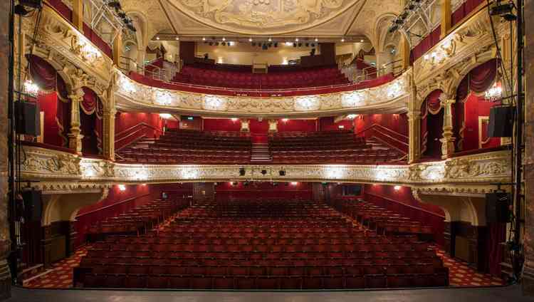 Inside Richmond Theatre. Photo by ATG Tickets