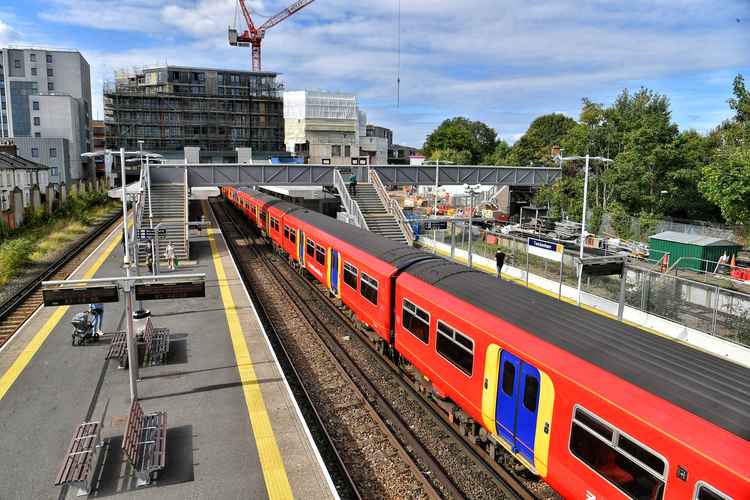 Train passing through Twickenham Station