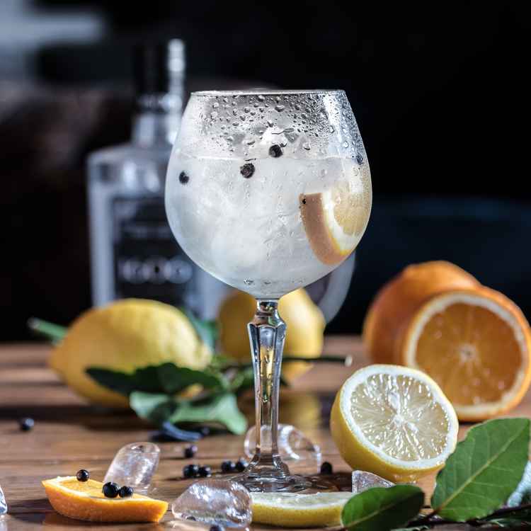 Isleworth pub the Bridge Inn is giving away a free gin, lager or cider