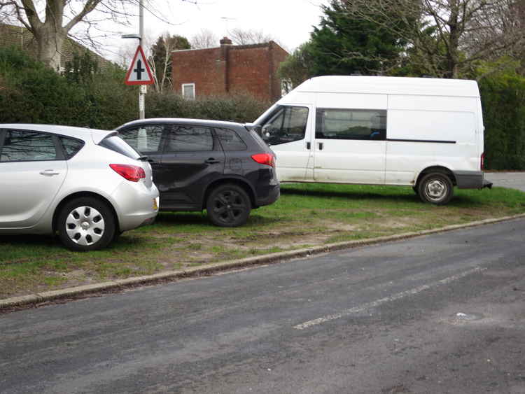 Parking on verges in Damers Road