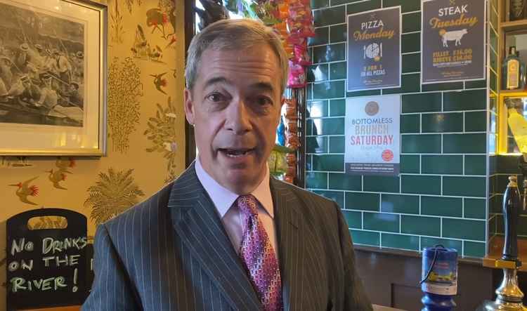 'I find the whole thing extraordinary' - Mr Farage