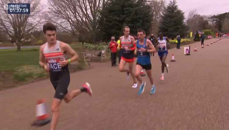 The men's marathon runners after 30km