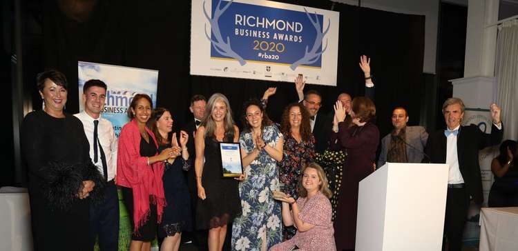 Winners – Team from Petersham Nurseries with sponsors London Square, John Stapleton, MPs Munira Wilson and Sarah Olney, and Anne Newton. Credit: PFT Photography.