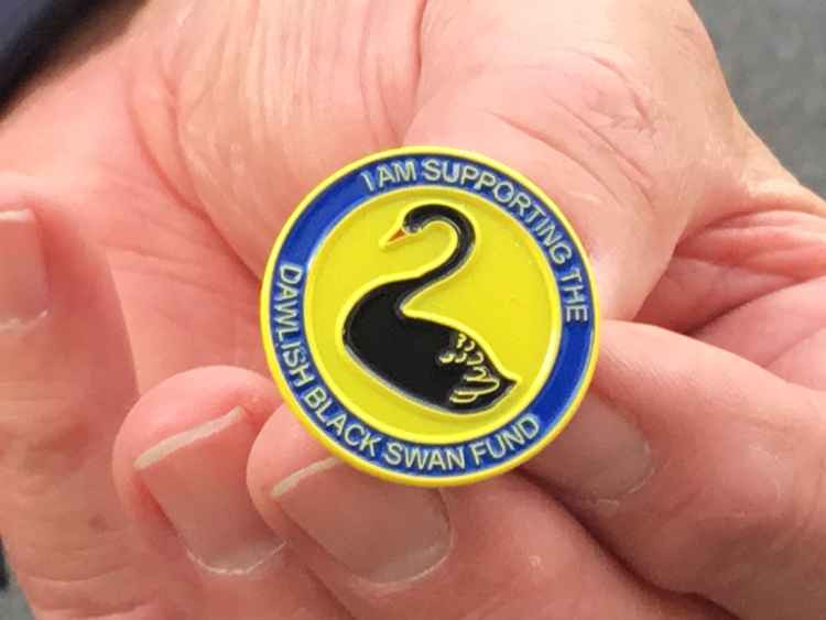The black swan badge designed by Richard Hayward