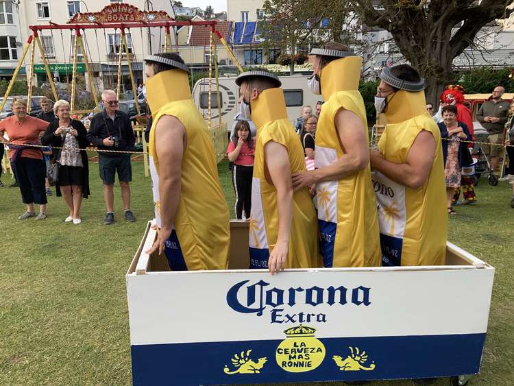 These 'Corona' punsters were by far the slowest, with the awards presented before they reached the finish line!