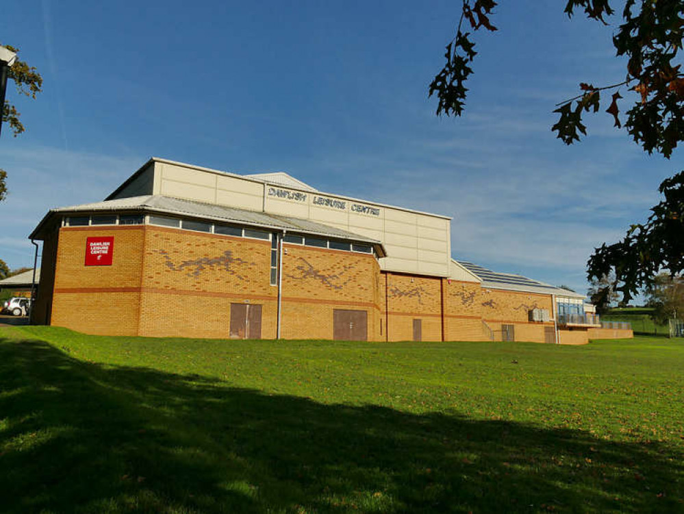 Dawlish Leisure Centre cc-by-sa/2.0 - © Stephen Craven - geograph.org.uk/p/6310156