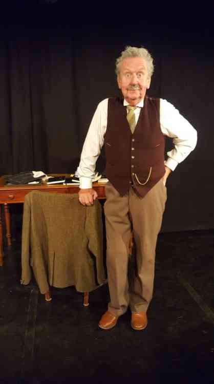 Pip Utton as Einstein