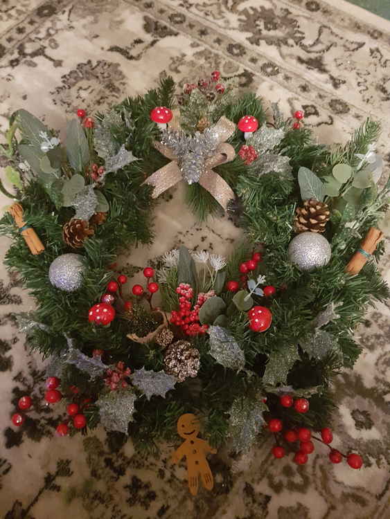 This wonderful wreath will also be auctioned for charity