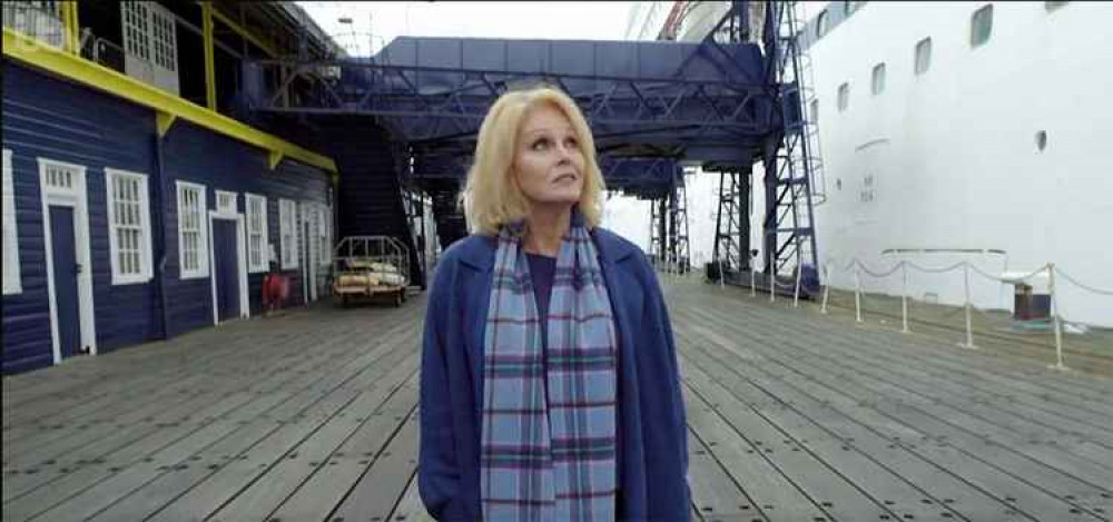 She is out on her travels , the actor Joanna Lumley